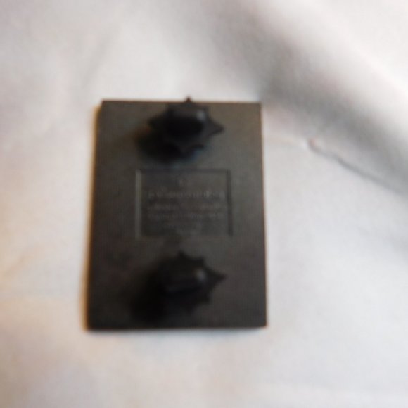 Disney Catalog Donald Duck Pin Commemorating Donald's 70th Birthday - Picture 4 of 4